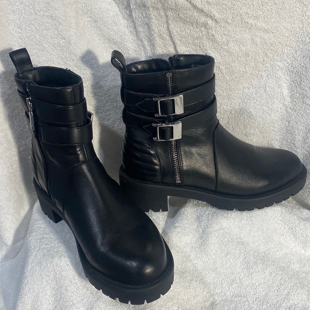 Women’s ankle boots